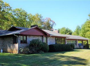 1714 Nc Highway 16 N, Crumpler, NC 28617