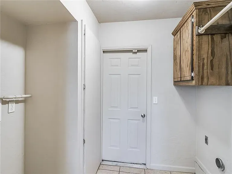 1149 SE 23rd St — Photo 5