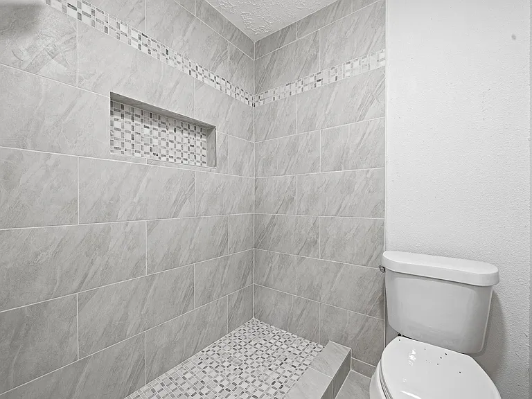 8726 Wilcrest Dr #8726 — Photo 14