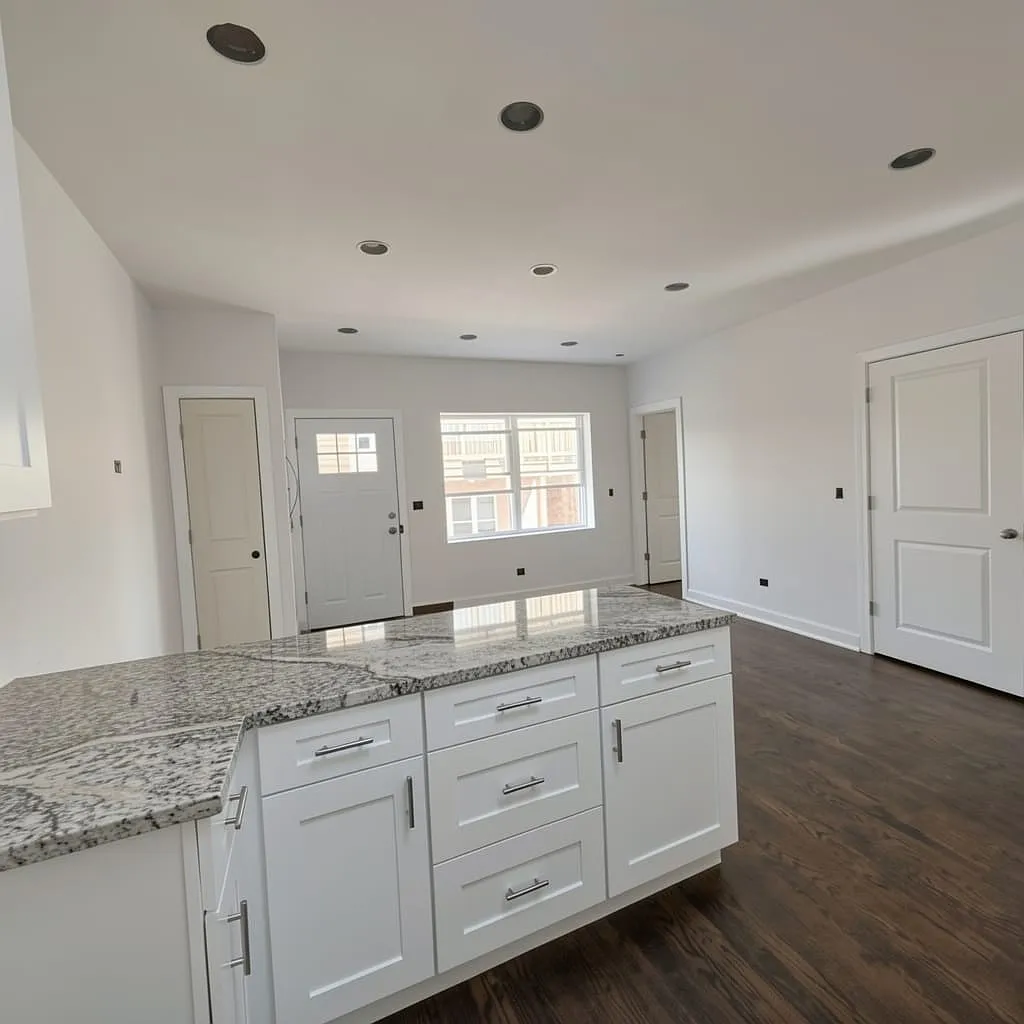 2 bed, 700 sqft, $3,150 — Photo 2