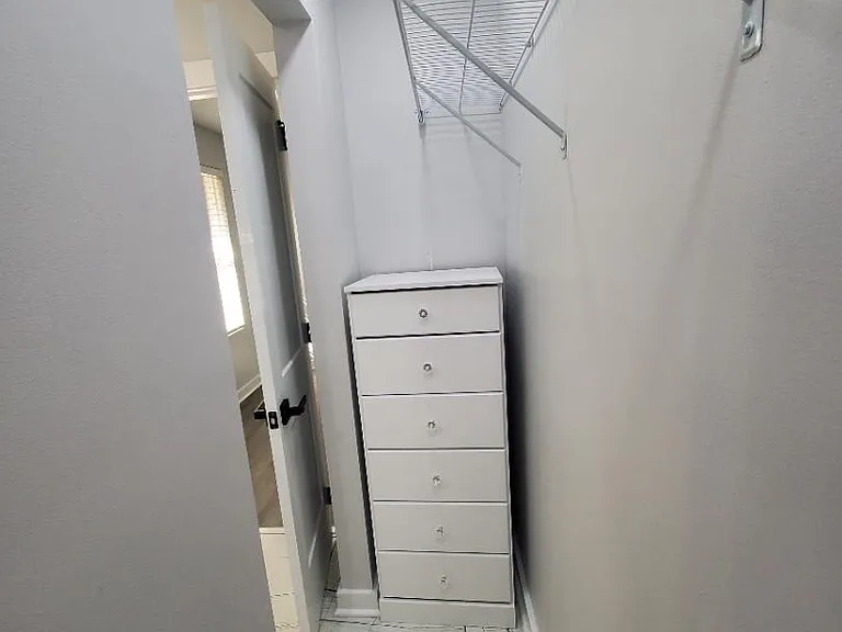 Unit Photo