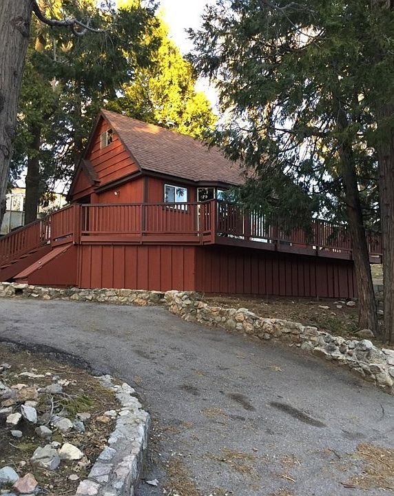 1st image of 209 Glen Avon Dr