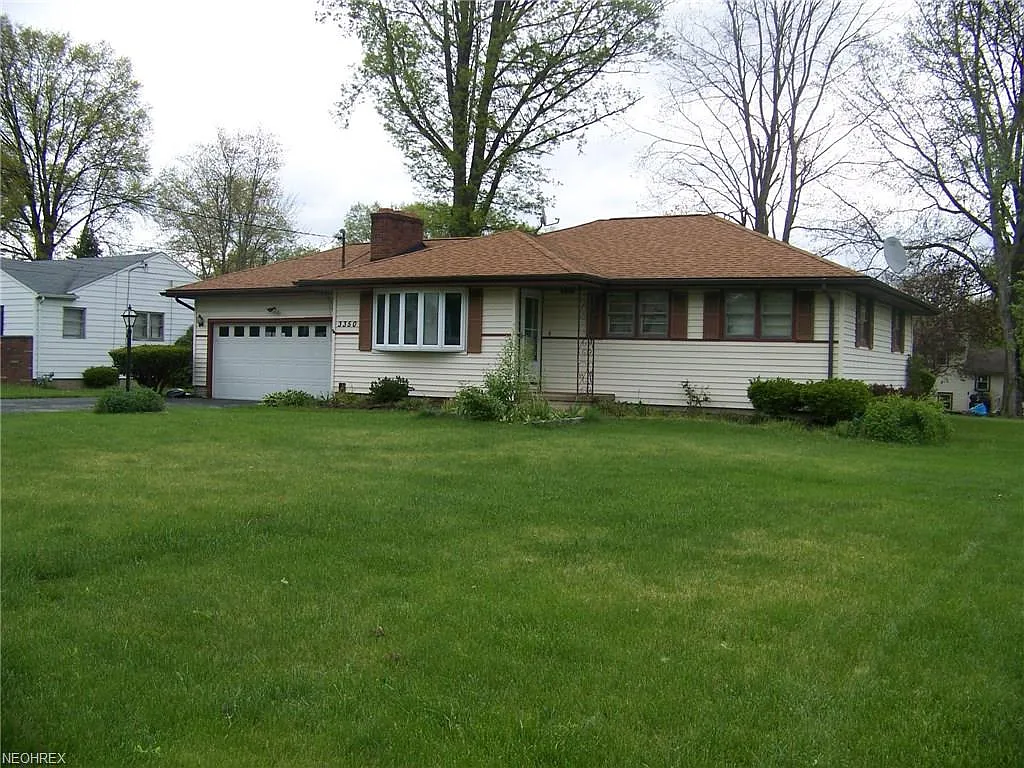 3350 Briarwood Ln photo 1