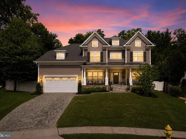 3512 N Pocomoke St, Arlington, VA 22213