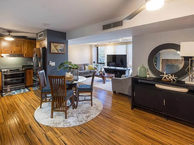 222 Vineyard St #403 — Photo 2