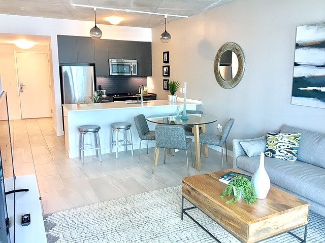 1st image of 3255 NE 1st Ave #812