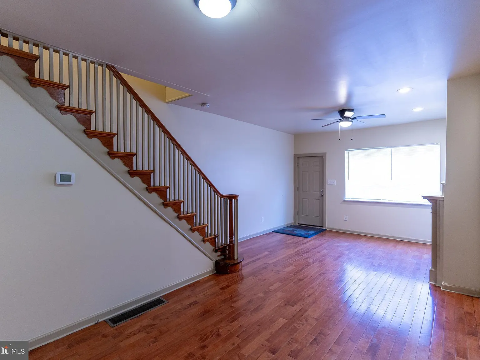 3 bed, 1.5 bath, 948 sqft, $1,795 — Photo 4