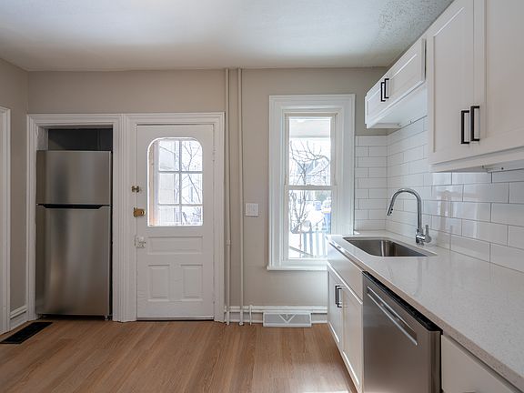 2nd image of 601 Pettibone Ave NW #603