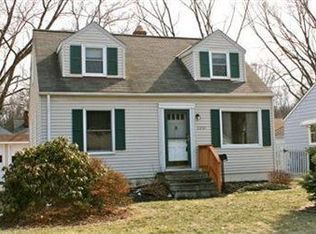 23761 Maple Ridge Rd, North Olmsted, OH 44070