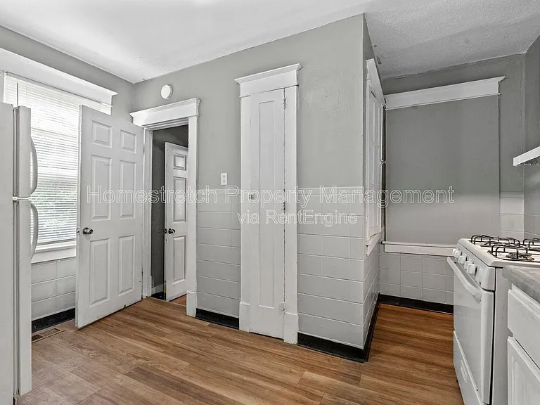 6705 Saint Louis Ave — Photo 10