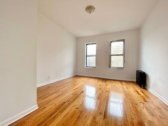 2nd image of 97 Fort Washington Ave #6E