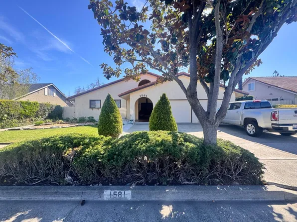 1581 Alta Vista Way, Hollister, CA 95023