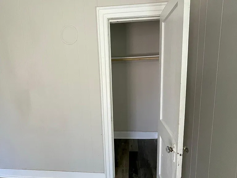6328 Rockwell Blvd #B — Photo 4