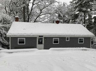 16 Union St, Nottingham, NH 03290