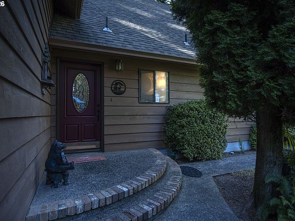 5th image of 1823 Ridge Water Dr