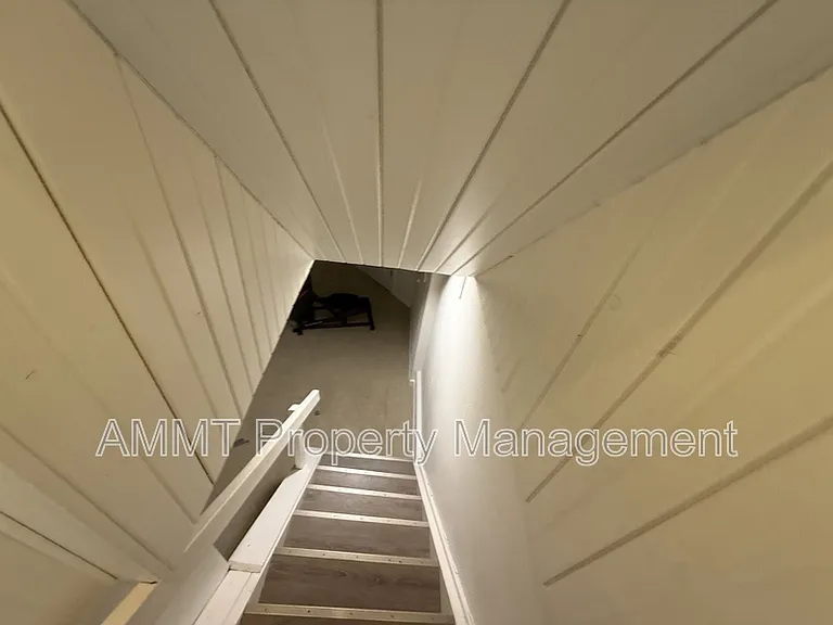 3149 Grove Ct SE — Photo 5