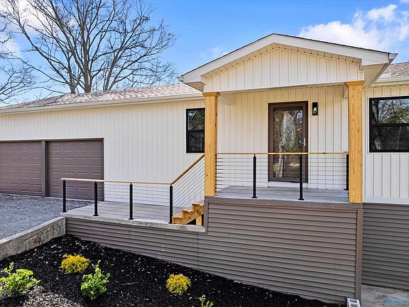 4th image of 611 Cedar Cove Rd SE