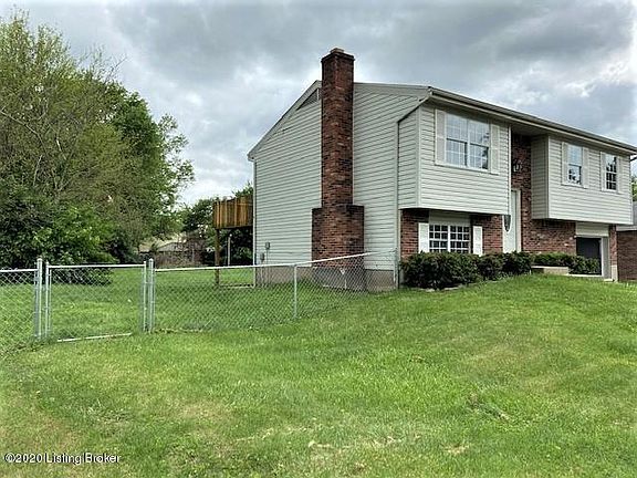 2nd image of 11510 Fisherman Way