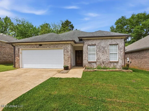 305 Stoneybrook Dr, Brandon, MS 39042