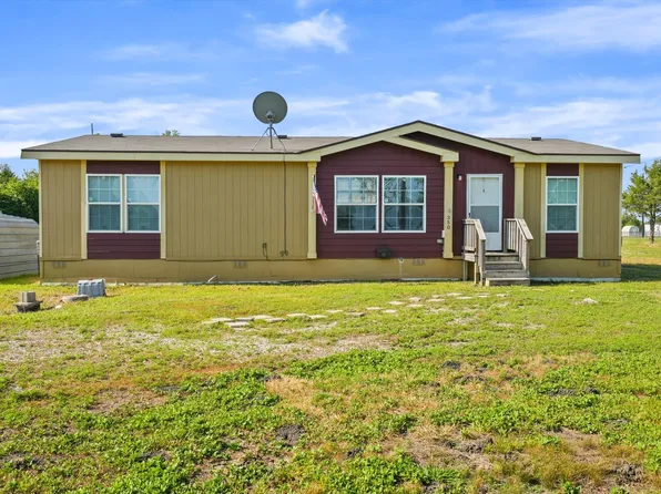 350 Spring Town Rd, Van Alstyne, TX 75495