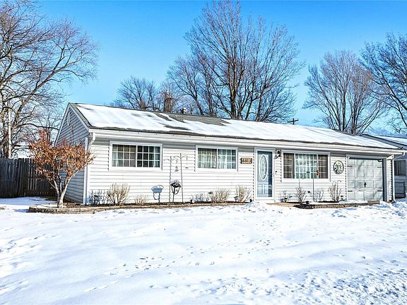 2nd image of 8813 Parkdale Dr