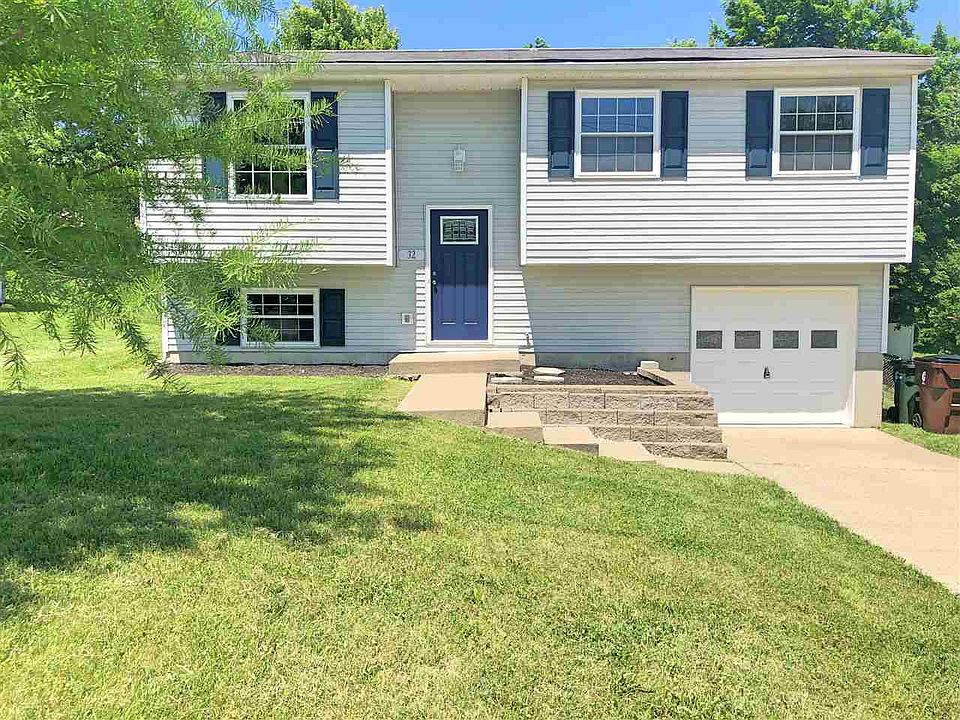 1st image of 32 Hideaway Dr