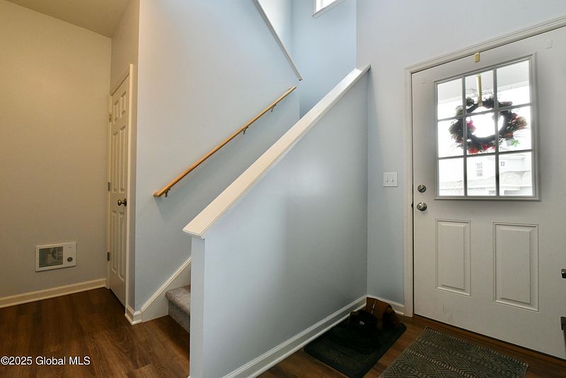 5th image of 1003 Grayson Place