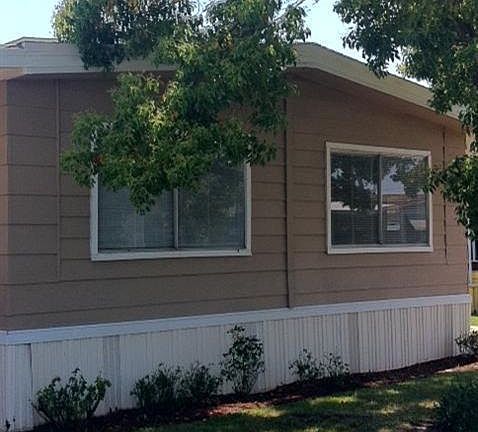 2nd image of 92 Bentley Ave