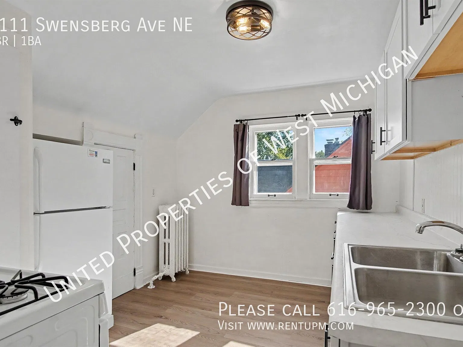 Available Now! | 2 bedroom, 1 Bathroom Upper Level Apartment in the Creston Neighborhood | Detach... — Photo 3