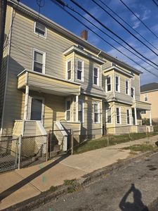636-644 Dwelly St, Fall River, MA, 02724