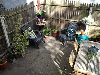 Rented by Picture Realty Inc.