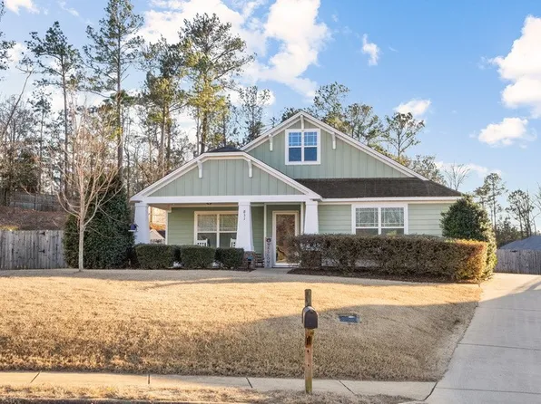 831 Winston Ct, Auburn, AL 36832