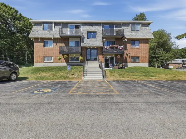 176 Maple Ave APT 5-6, Rutland, MA 01543