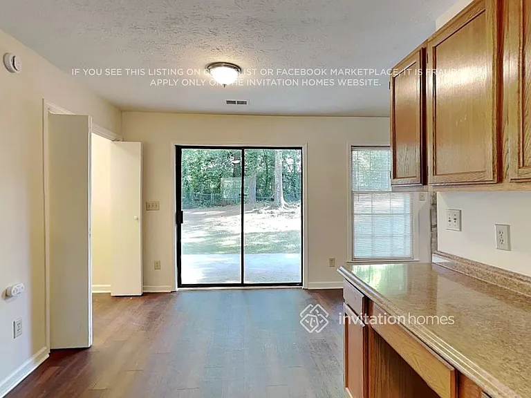 403 Cindy Dr SE — Photo 6