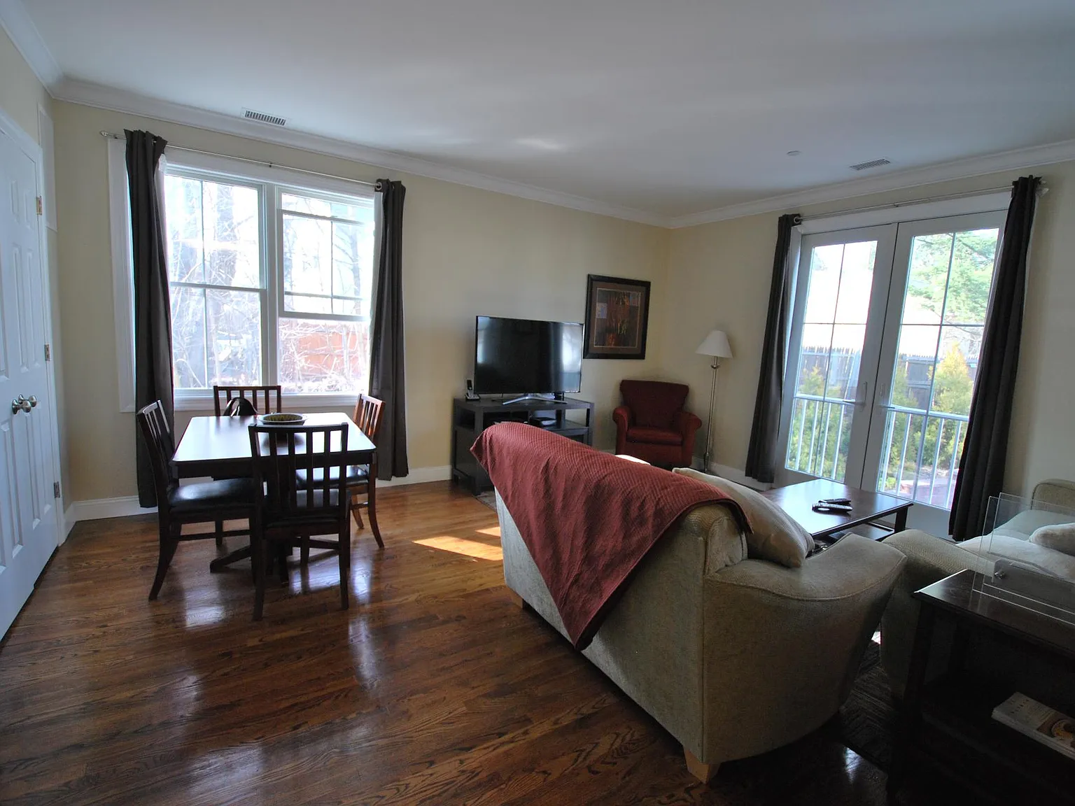 1 bed, 850 sqft, $2,600 — Photo 4
