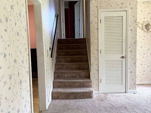 5th image of 2945 Edge Moor Dr