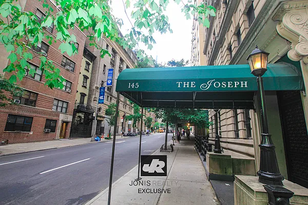 Rented by Jonis Realty | media 21