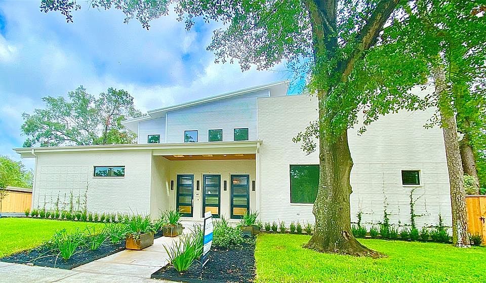 1st image of 410 Isolde Dr