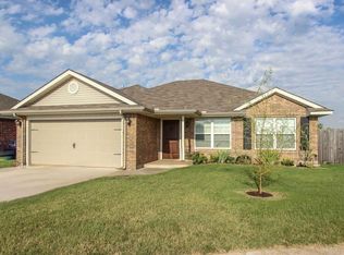 2501 Demotte Dr, Yukon, OK 73099