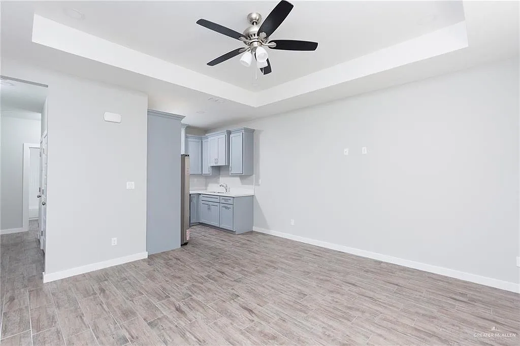 3 bed, 2.0 bath, 1022 sqft, $1,150 — Photo 3