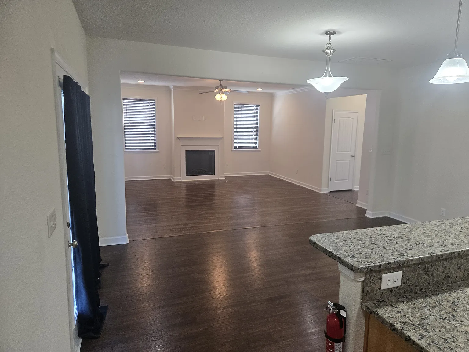 4 bed, 2.5 bath, 2232 sqft, $2,750 — Photo 2