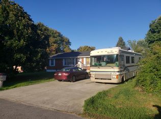 1748 Rodney St, Radcliff, KY 40160