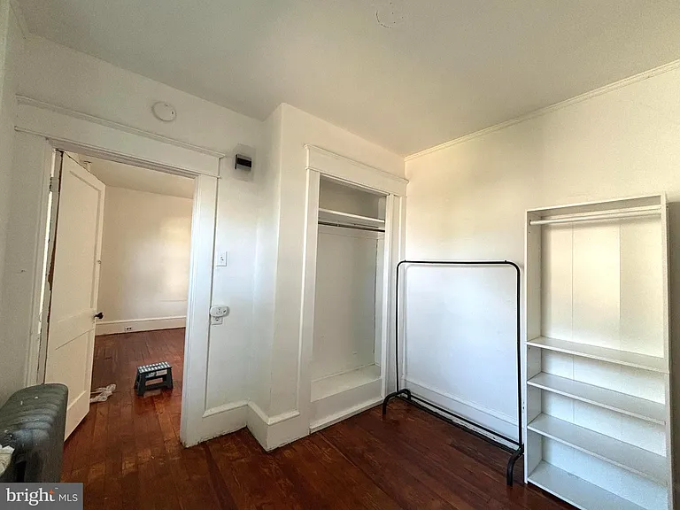 14 Simpson Ave — Photo 9