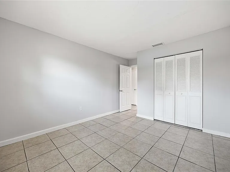 1118 Melody Ln — Photo 15