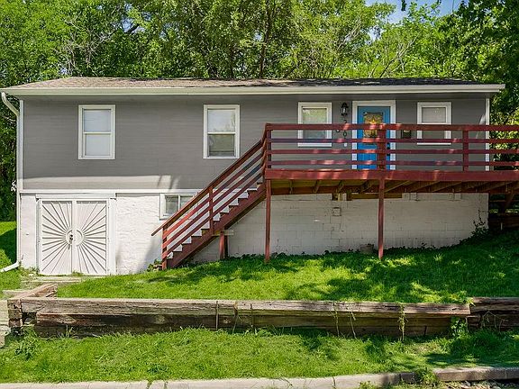 2nd image of 2701 Oakley Ave