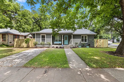 3801 Avenue G Photo 1