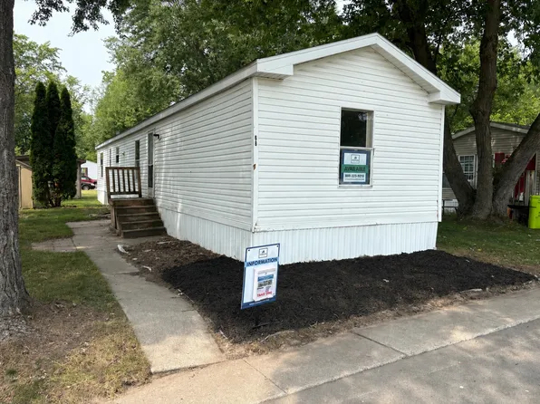2752 W North Union Rd #68, Midland, MI 48642