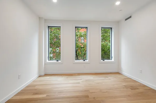 Rented by Compass | media 17