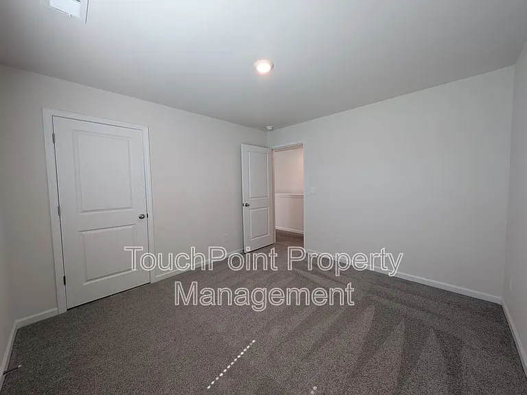 2167 Vanderlyn St — Photo 29