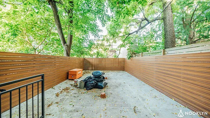 Rented by Nooklyn NYC LLC | media 8